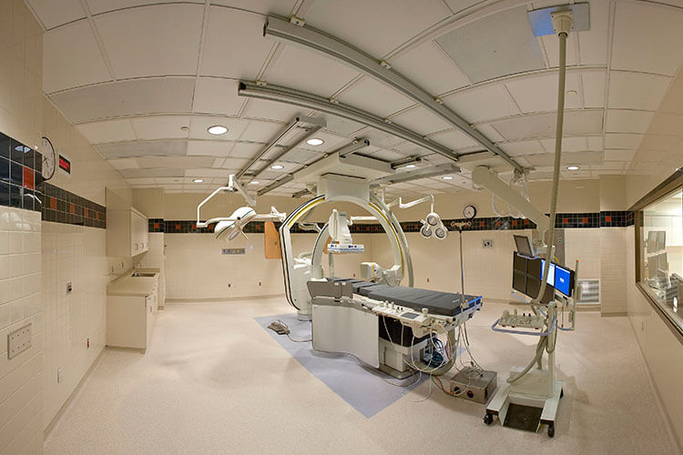 immel-featured-image_Aurora Baycare Medical Center Cardiac Cath Lab