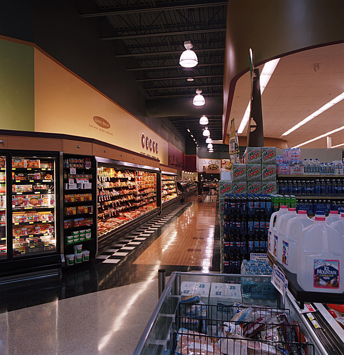 Piggly Wiggly Interior